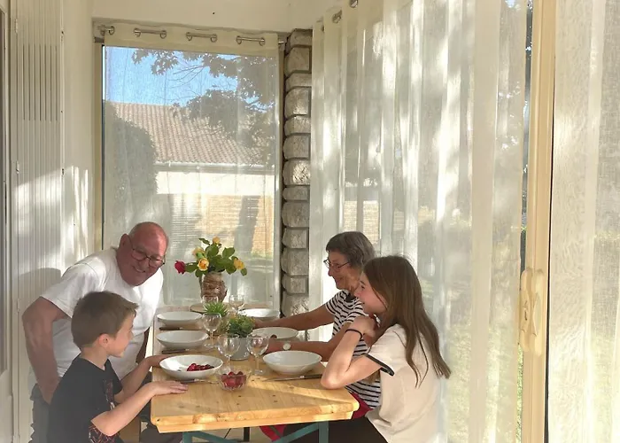 Demilenise - Feriegård *