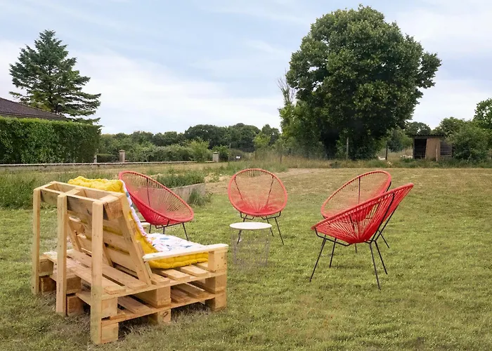 Feriegård Demilenise - *